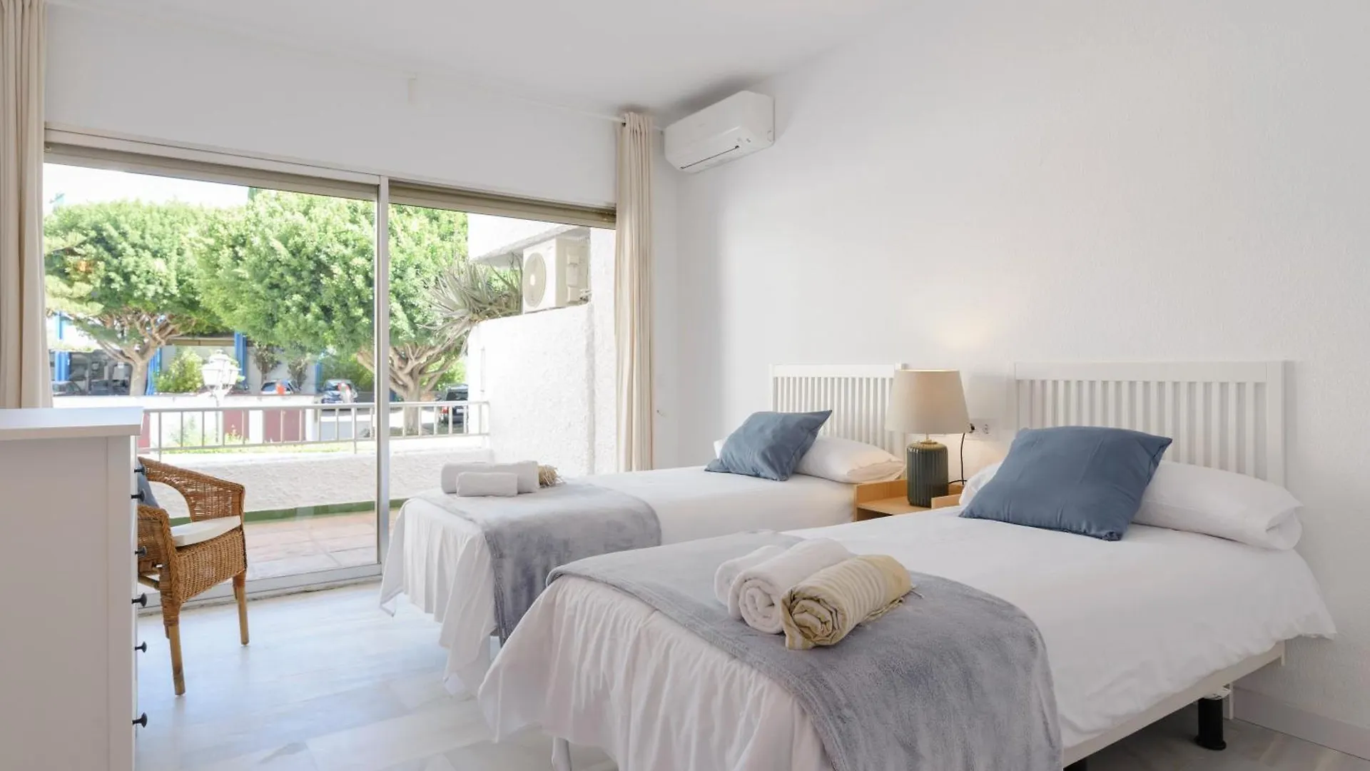 Jardines del Mar Apartments Marbella