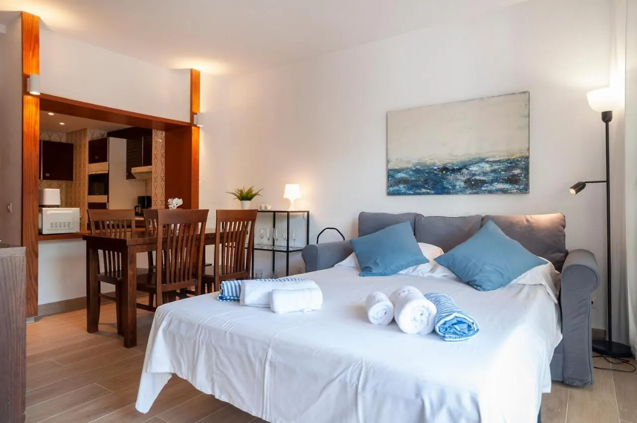 Jardines Del Mar Apartments Μαρμπέλλα
