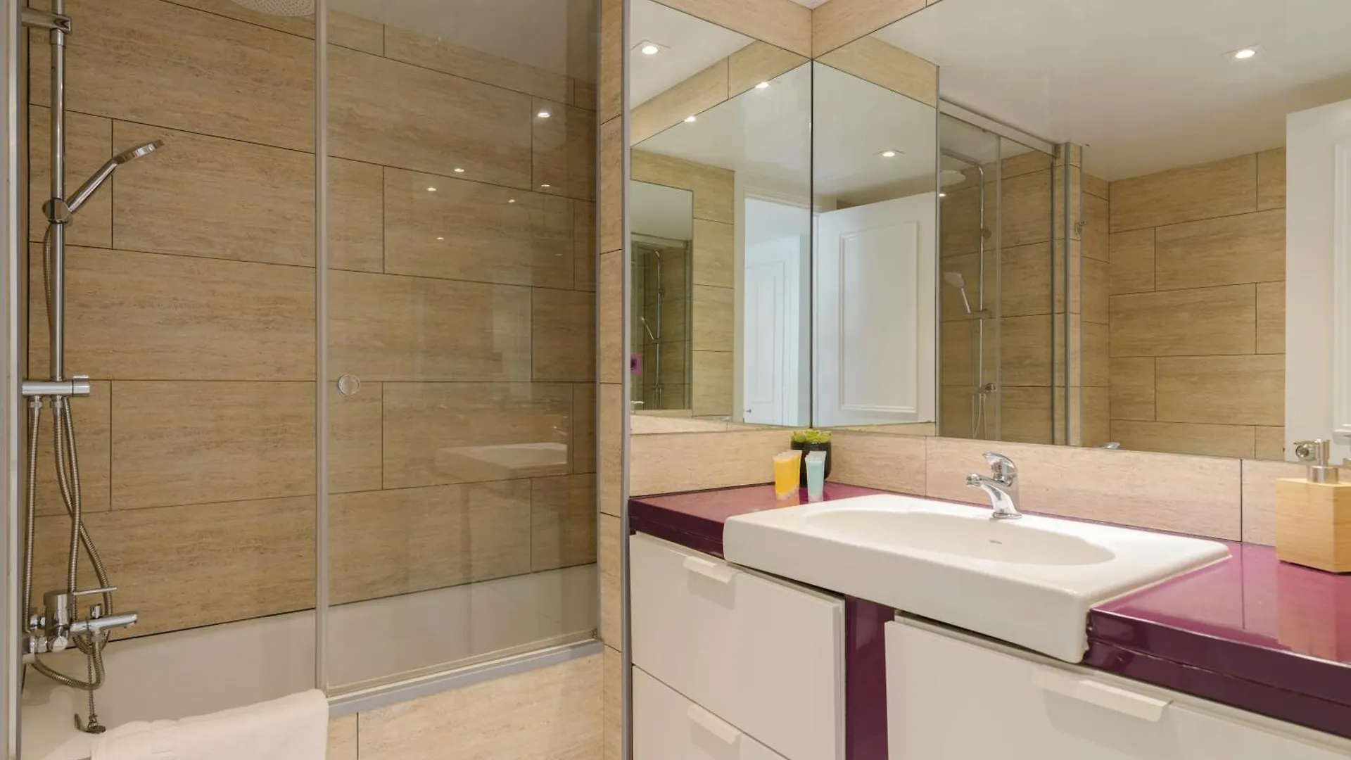 Jardines Del Mar Apartments Μαρμπέλλα